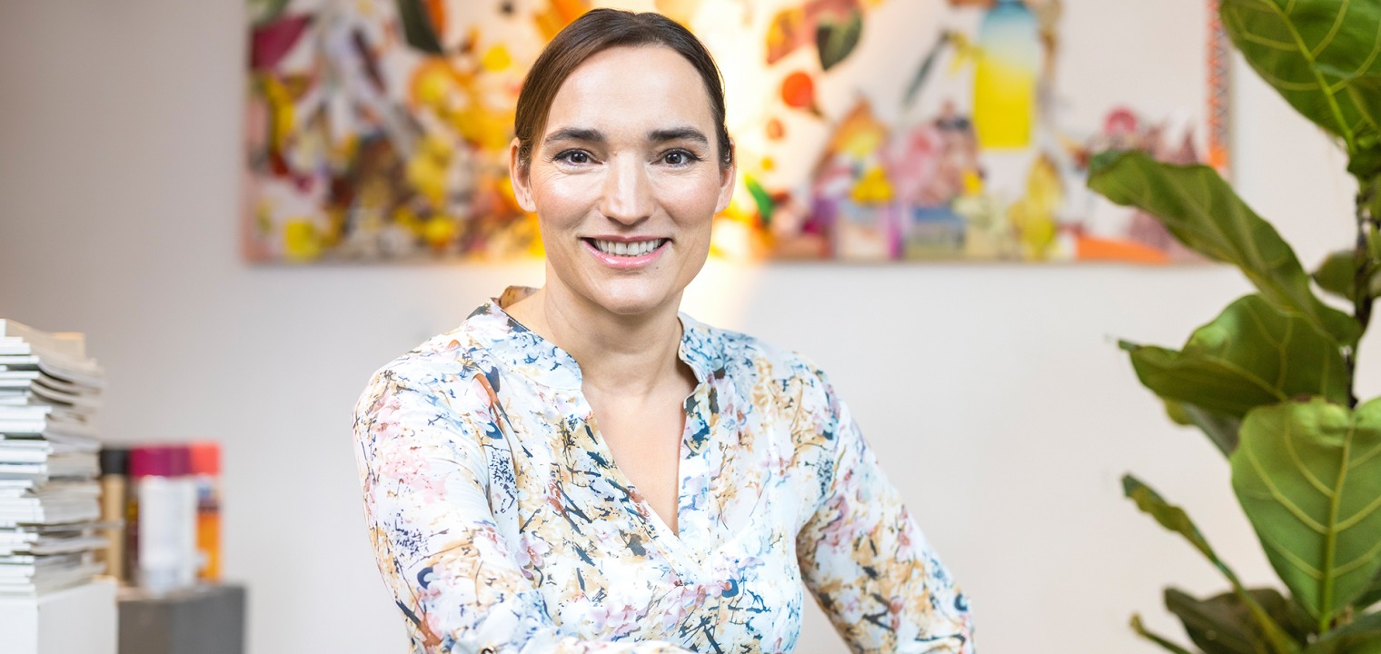 “The school of tomorrow builds many bridges: from the little ones to the parents, to the economy, and to the school officials.” Stefanie Klicks, Transformation facilitator in organisations and schools